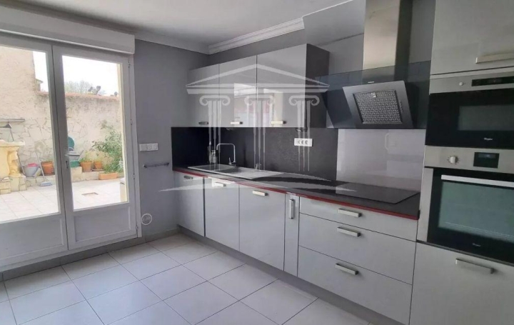  AGENCE TEMPLUM Maison / Villa | SORGUES (84700) | 185 m2 | 244 000 € 